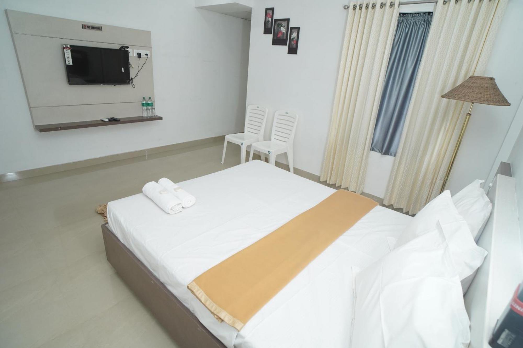 Sn Rooms Perumpavur ภายนอก รูปภาพ